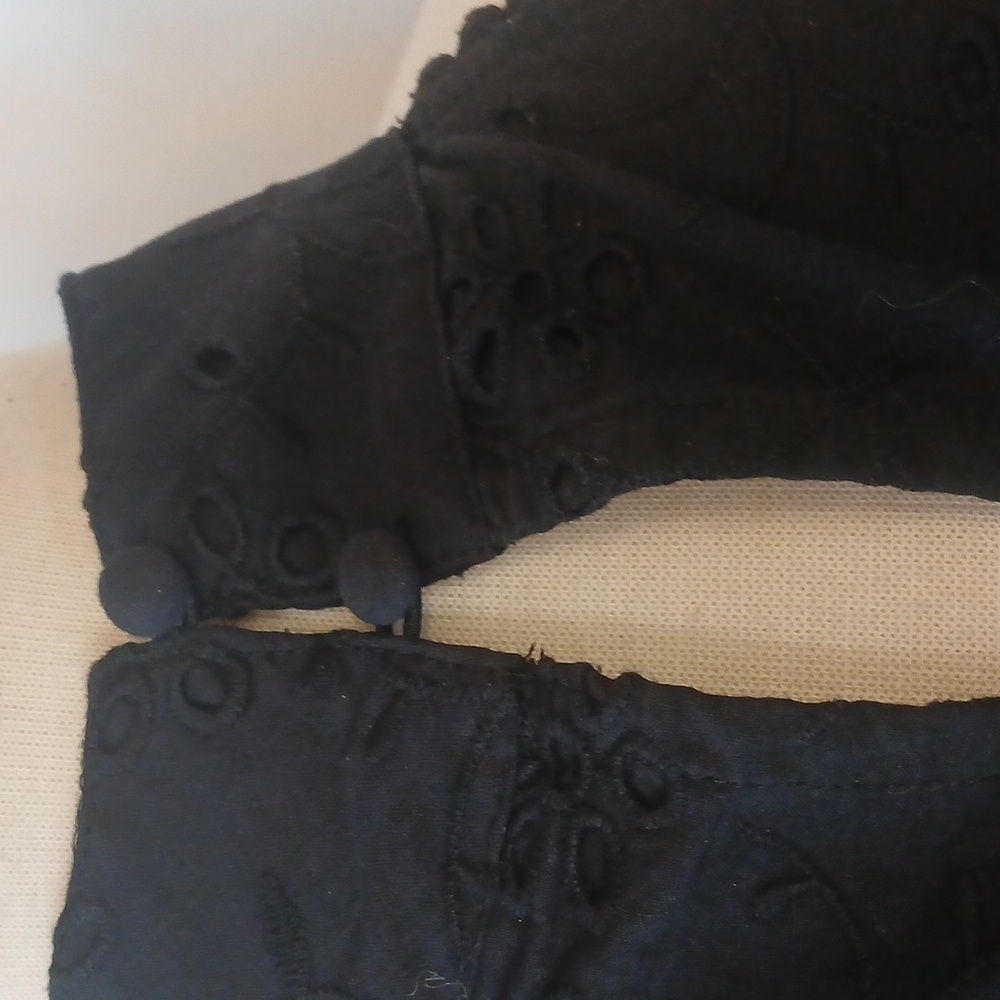 Black Eyelit Daisy Embroidery Halter Peplum Top Sz Xl - Picture 7 of 11
